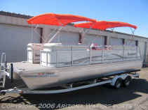 party_boat.jpg (53569 bytes)